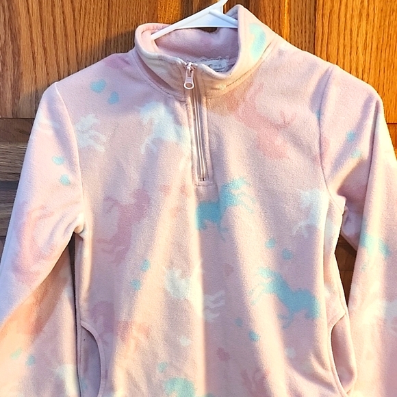 To small - Picture 1 of 4